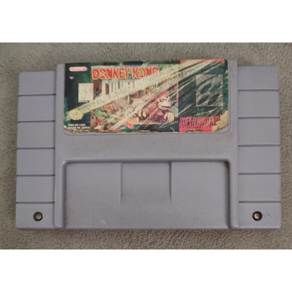 Donkey Kong Country Super Nintendo Entertainment System SNES 1994 Cartridge Only - Picture 1 of 1